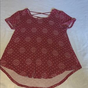 White and maroon/purple shirt